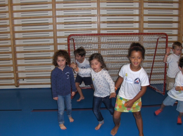 Village Camps International Summer Camp VDC Geneva 2016-08-12 https://www.villagecamps.com/journals_admin/images/311-23-Picture 174.jpg